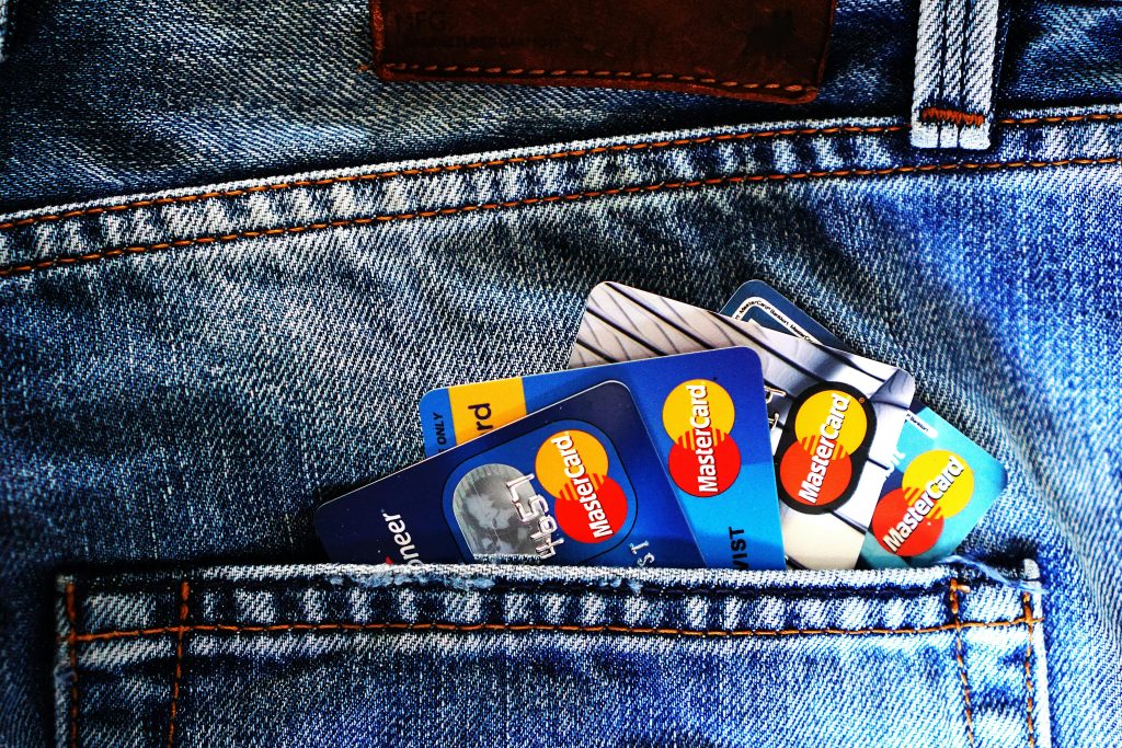 Maximizing-Your-Amazon-Experience:-The-Seven-Best-Credit-Cards-to-Use-for-Your-Purchases