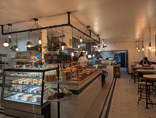 Boston's-Pastry-Paradise:-Indulge-in-the-City's-5-Iconic-Bakeries