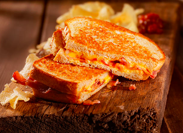 delawares-delectable-delights-indulge-in-the-top-5-must-try-grilled-cheese-sandwiches