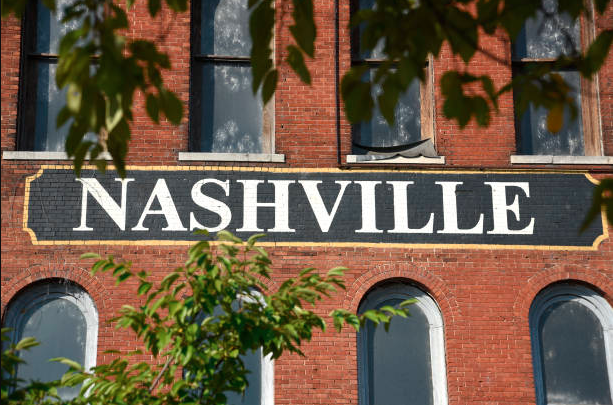 nashvilles-culinary-gems-must-try-restaurants-for-food-enthusiasts