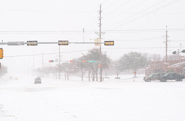 surviving-texas-snowstorms-essential-tips-for-safety-and-warmth