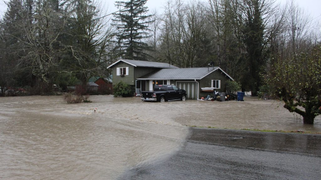 Seattle on High Alert: Torrential Rain and Flood Risk—Prepare for the Deluge