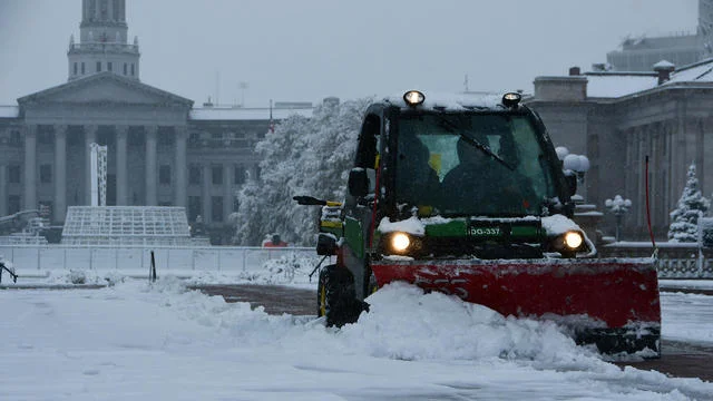 Denver Snowstorm Warning: Icy Roads and Heavy Snow Could Paralyze Your Commute