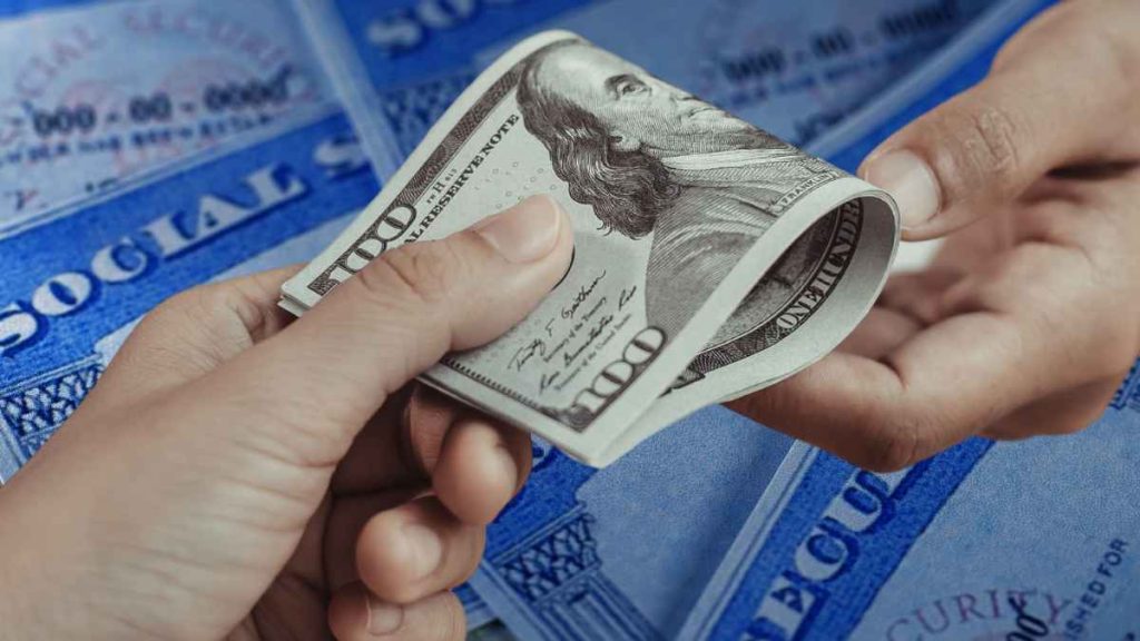 Thousands of 62-Year-Olds Are About to Score $2,831 Monthly from Social Security—Find Out If You're Eligible